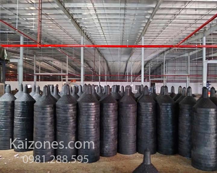 Phễu nhựa đổ bê tông Topbase